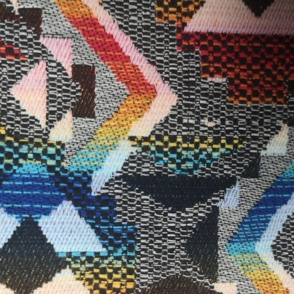 Vintage Zara Tweed Aztec Asymmetrical mini skirt - Picture 4 of 6